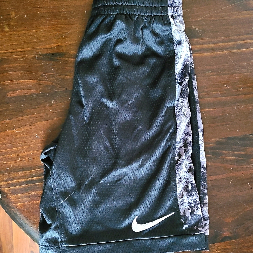Nike Boys active shorts